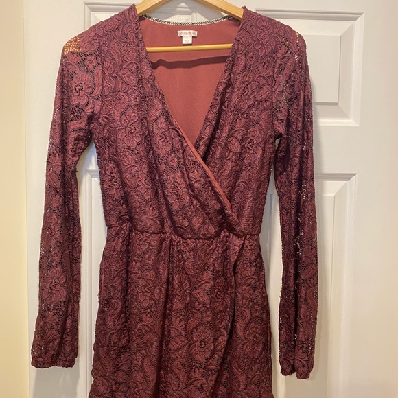 Lacy Maroon Pink Romper Skort - Picture 2 of 4